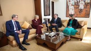 عزيز أخنوش يتباحث مع الملكة ماكسيما