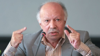 الملك: رحيل خالد الناصري “رزء فادح”