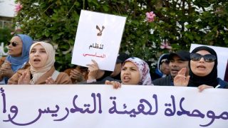 مخرجات حوار الحكومة والنقابات لم تُعِد الأساتذة إلى المدارس