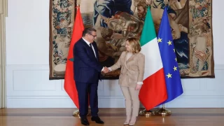 أخنوش يتباحث مع ميلوني حول سبل تعزيز العلاقات الثنائية ومواجهة التحديات المشتركة