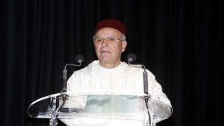 التوفيق يمثل الملك في مؤتمر القمة الإسلامي