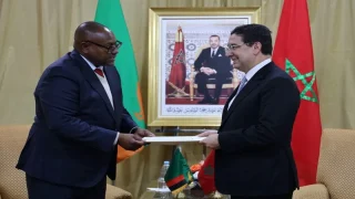 رئيس زامبيا يبعث رسالة إلى الملك