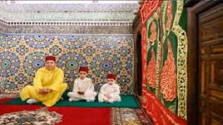 الأمير مولاي رشيد يزور ضريح المولى إدريس الأزهر بمناسبة حفل ختان الأميرين مولاي أحمد ومولاي عبد السلام