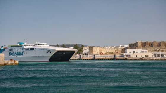 شركة Baleària تطلق خطًا بحريًا جديدًا بين طريفة وطنجة المدينة ابتداءً من 8 ماي