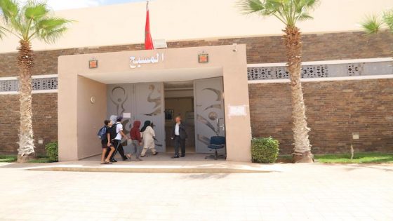 مسابح العيون تقدم خدماتها بالمجان