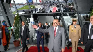 جلالة الملك يدشن ويزور عددا من المشاريع الكبرى بالدار البيضاء