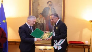 توشيح حموشي بوسام الصليب الأكبر للاستحقاق للحرس المدني بإسبانيا