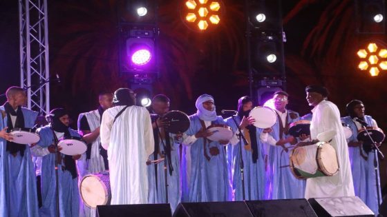 أسرير تتنفس فنون العالم… «كنكا وازيس» يفتتح سهراته بلوحات إبداعية تمزج الفلامينكو الأندلسي بسحر الصحراء