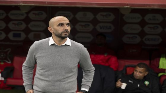 وليد الركراكي يرفض عروضاً خليجية ويفضل خوض تجربة تدريبية في أوروبا