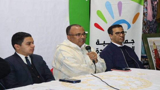 العيون.. جمعية الوحدة لأيادي الخير تحتفي بالنساء وتوزّع شواهد تكوين في ريادة الأعمال