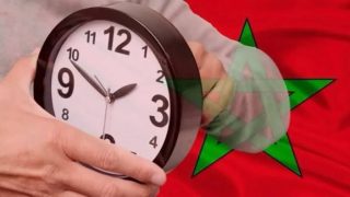 تزايد المطالب بإلغاء الساعة الإضافية بعد تجاوز عريضة إلكترونية 267 ألف توقي