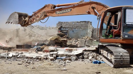 جماعة الداخلة تبدأ هدم سوق المواشي القديم لتشييد سوق عصري متطور