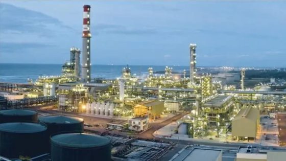 بعد جدل ارتفاع اسعار المحروقات . هل تعود مصفاة سامير للعمل بعد توقف كلف المغرب خسائر جمة ؟