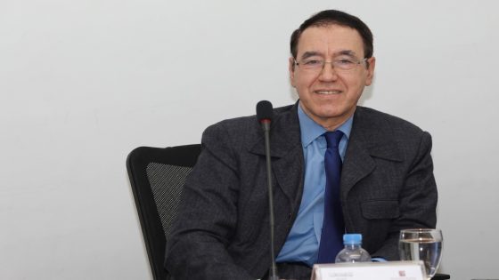 *فوز المؤرخ المغربي إبراهيم بوتشيش بجائزة الشيخ يوسف بن عيسى للكتاب بالكويت*