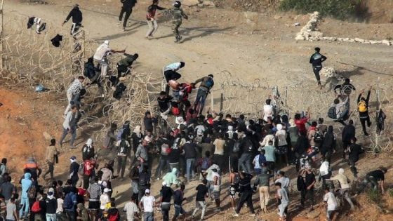 هل فتحت سبتة ابوابها في وجه أصحاب الأرض؟ التفاصيل الكاملة لهجرة جماعية غير مسبوقة .
