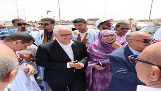 نزار بركة يحل بالداخلة وسط استقبال حاشد من مناضلي حزب الاستقلال