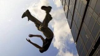 أكادير.. مصرع شخص بعد سقوطه من شقة بالطابق الرابع