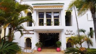 🔹*وزارة الداخلية عملت على إيفاد لجنة تفتيش مركزية إلى مدينة طنجة للتحري والوقوف على حقيقة الخروقات التي شابت العملية الانتخابية بمكتبين للتصويت (بلاغ)*
